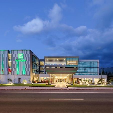Holiday Inn - Quito Airport By Ihg Tababela Εξωτερικό φωτογραφία The new building of the University of La Rioja, in Logroño.