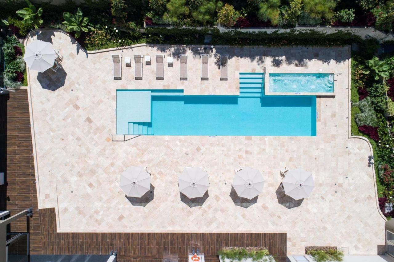 Holiday Inn - Quito Airport By Ihg Tababela Εξωτερικό φωτογραφία Aerial view of the pool