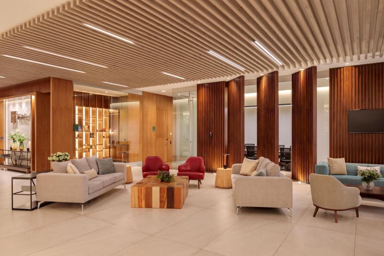 Holiday Inn - Quito Airport By Ihg Tababela Εξωτερικό φωτογραφία The lobby of the hotel