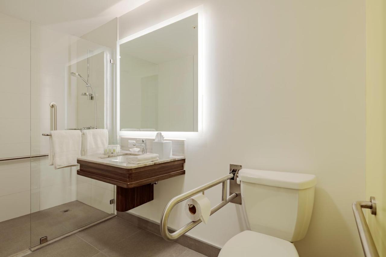 Holiday Inn - Quito Airport By Ihg Tababela Εξωτερικό φωτογραφία Bathroom