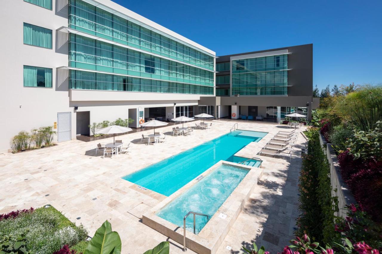 Holiday Inn - Quito Airport By Ihg Tababela Εξωτερικό φωτογραφία